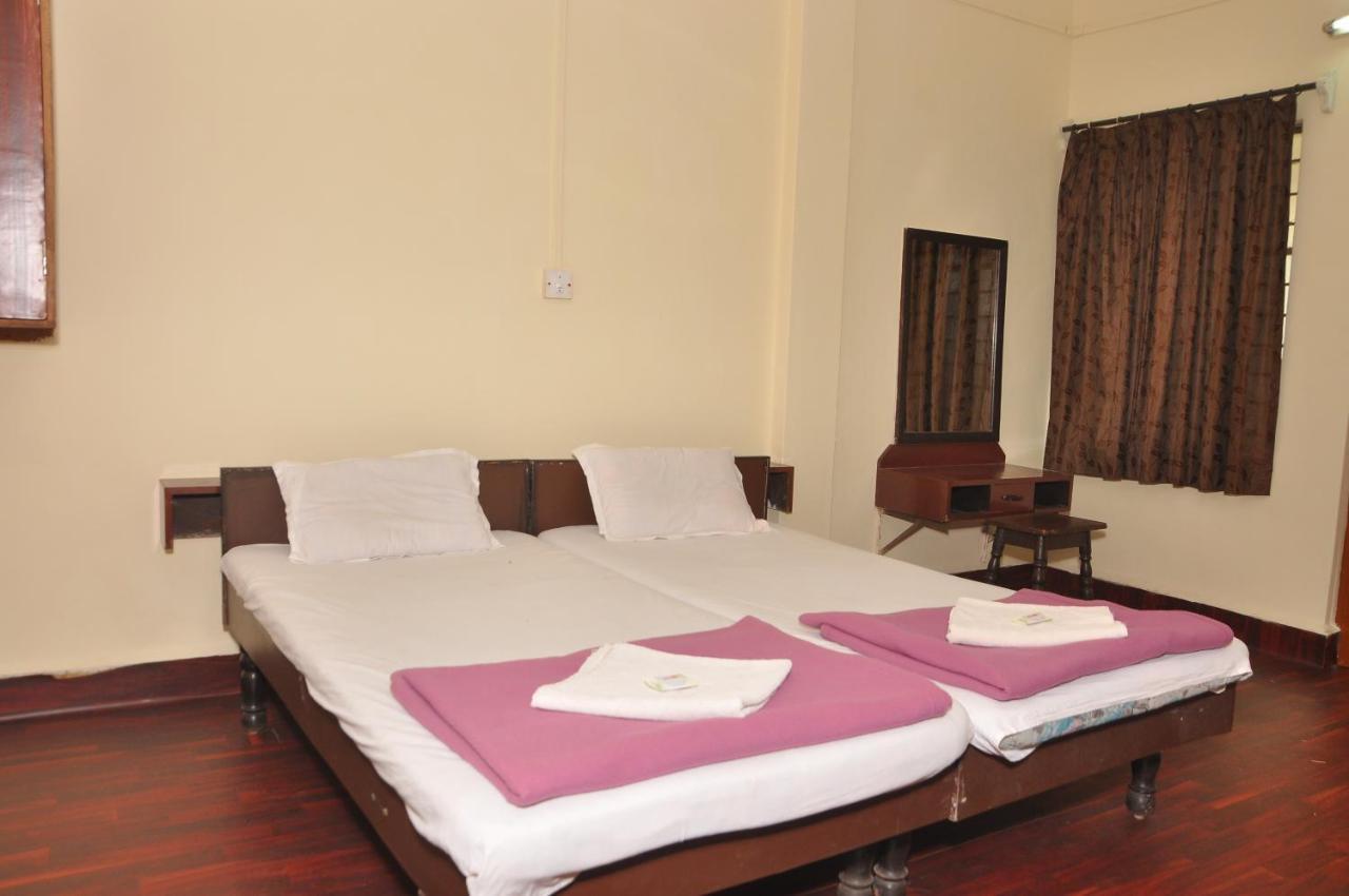 Koyna Lake Resort Koynanagar Exterior foto